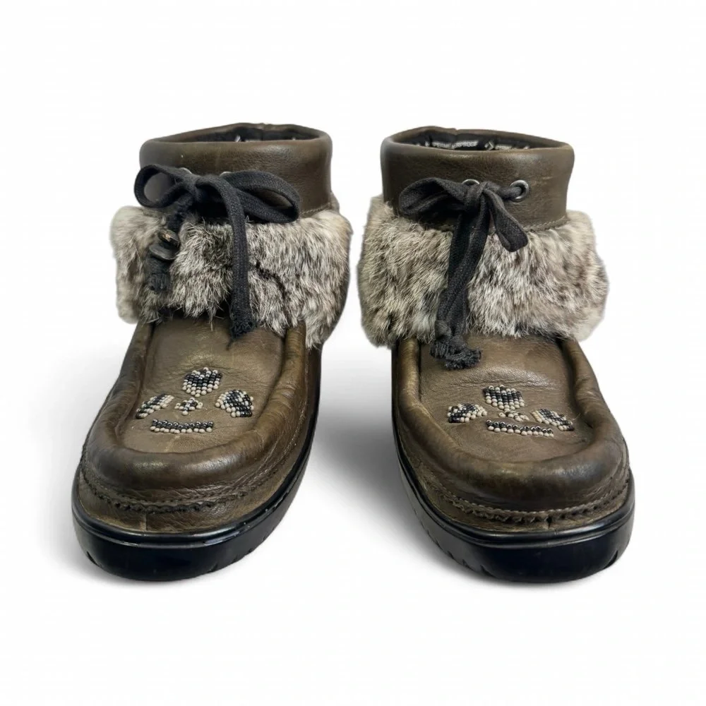 MANITOBAH MUKLUKS BROWN FUR TRIMMED BOOTS SIZE 6 WOMAN - Picture 3 of 16